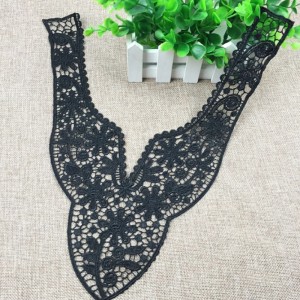 Tissu d'applique de collier de dentelle florale noire DIY de femmes élégantes pour la robe